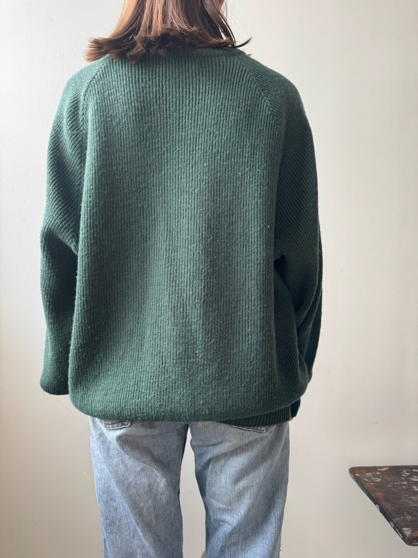 Ribbed Emerald Green V-neck Sweater