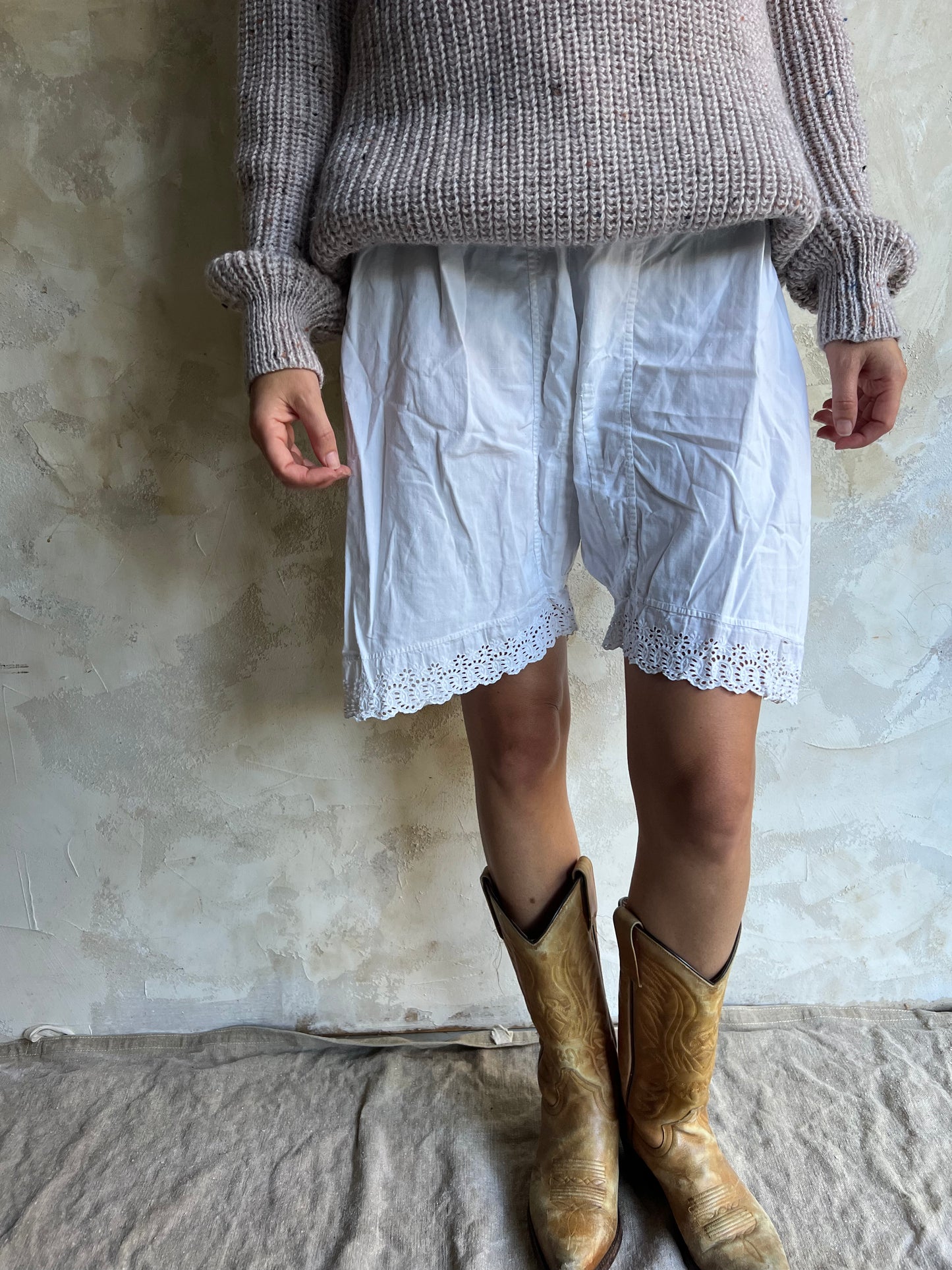 Antique Short White Cotton Bloomer