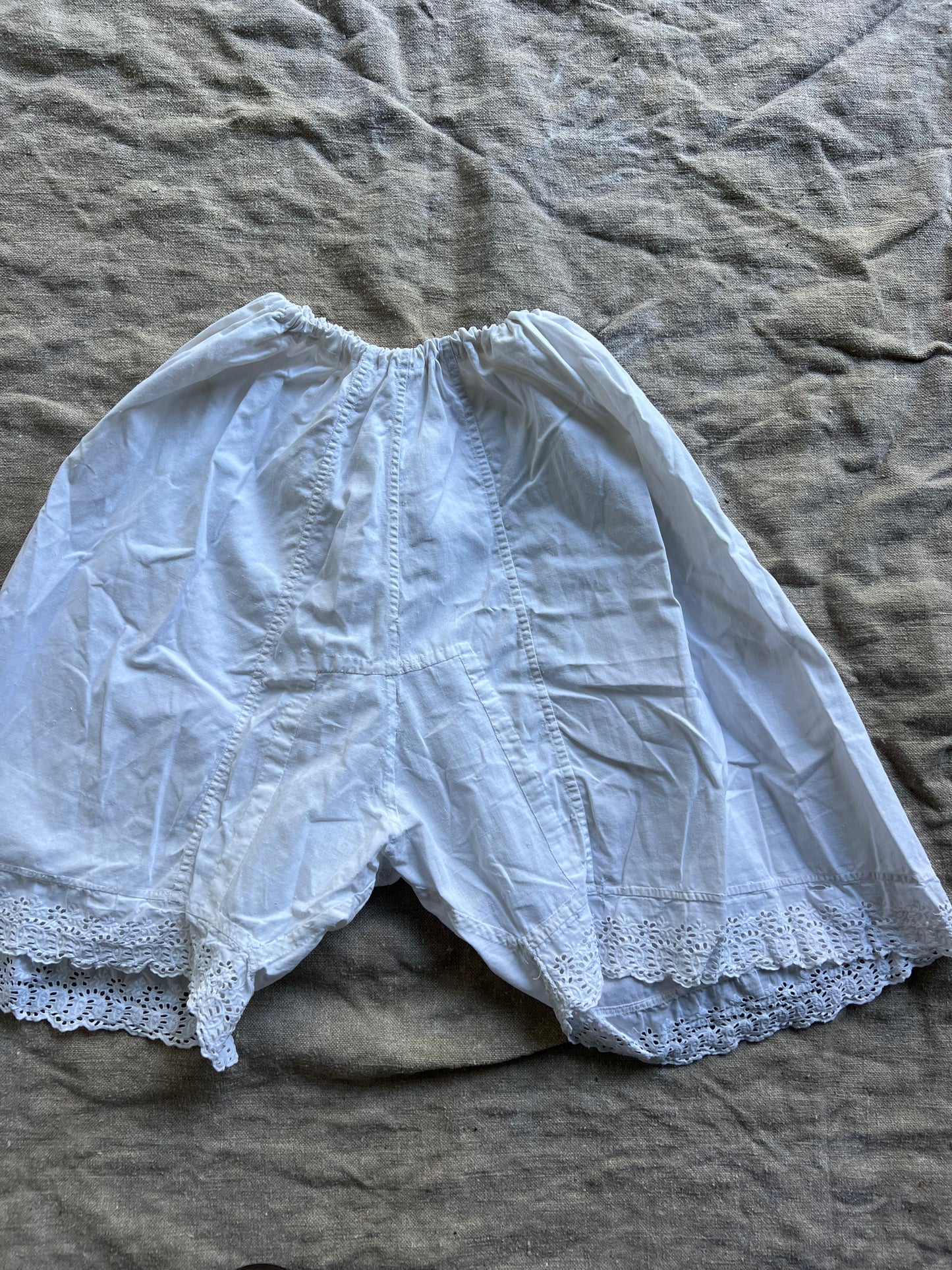 Antique Short White Cotton Bloomer