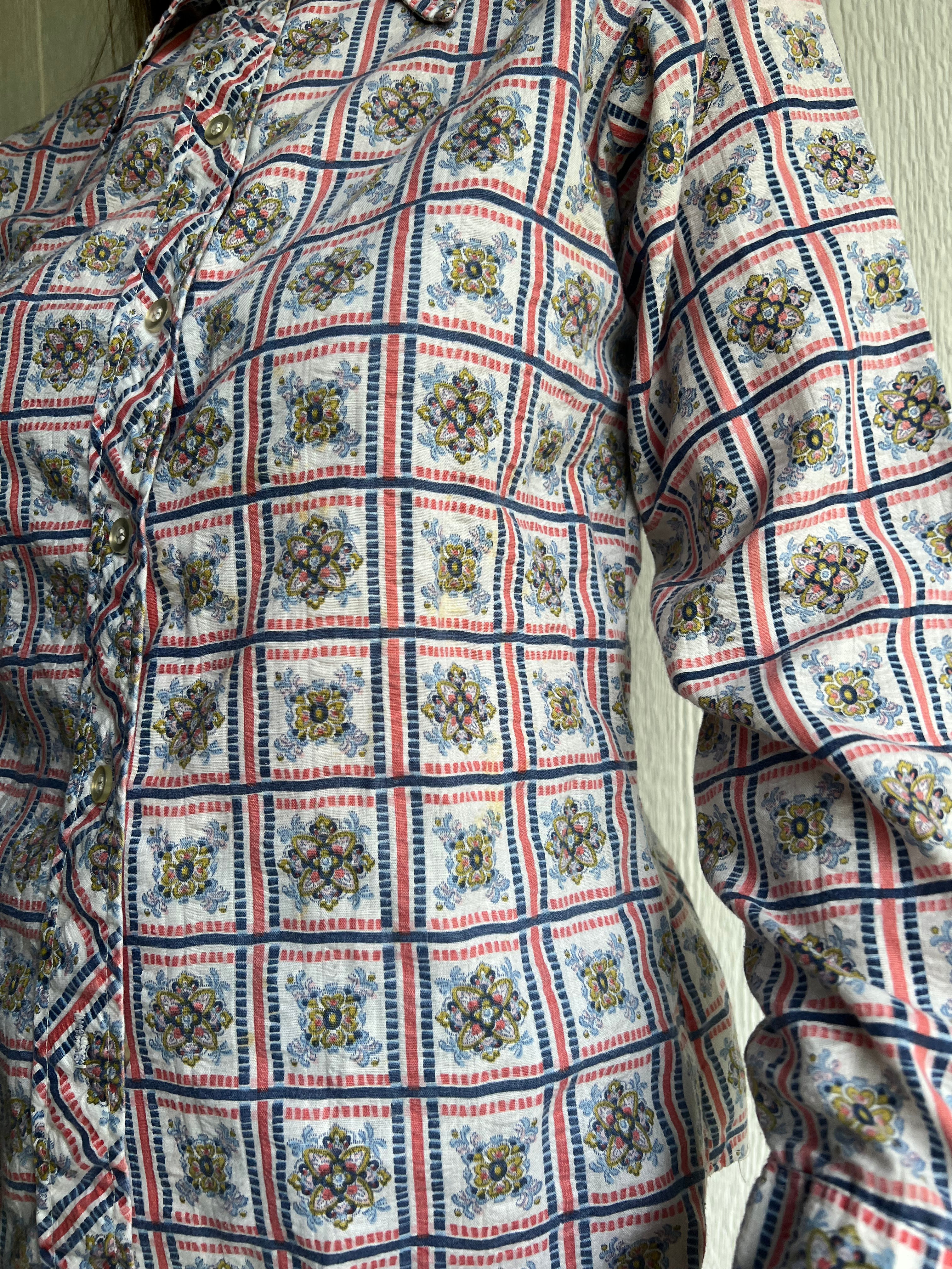 70s Blue and Red Patterned Button-Up